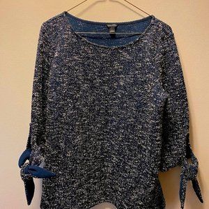 Ann Taylor | navy and white textured knit top - L
